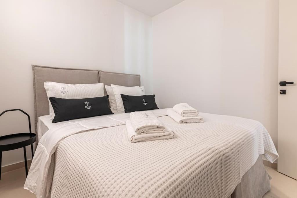 Calm Home Διαμέρισμα Κέντρο Ηρακλείου 이라클리온 외부 사진
